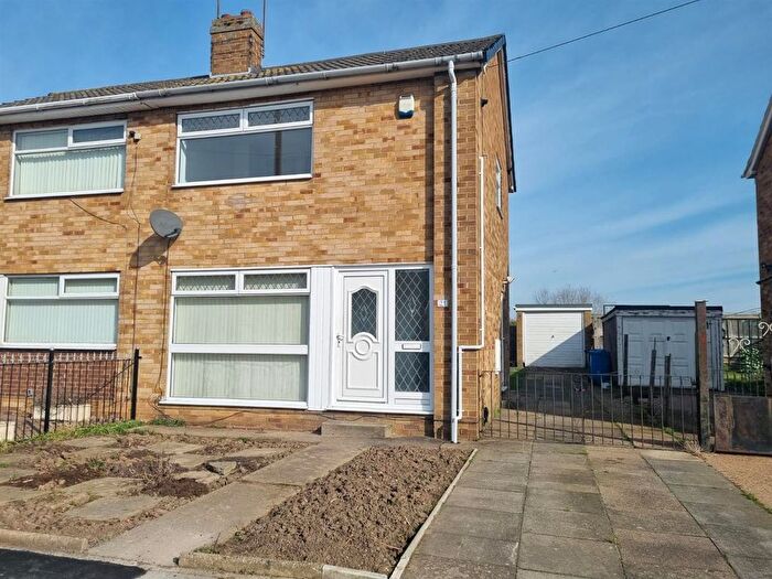 2 Bedroom Semi-Detached House To Rent In Sextant Road, Hull, HU6
