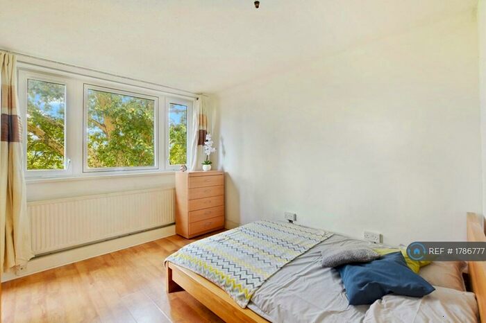 4 Bedroom Flat To Rent In President House, London, EC1V