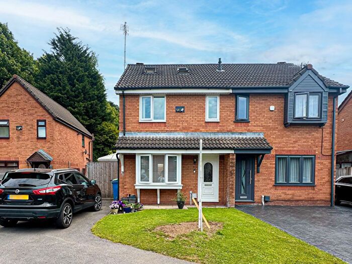 4 Bedroom Semi-Detached House For Sale In Ashtree Grove, Liverpool, L12