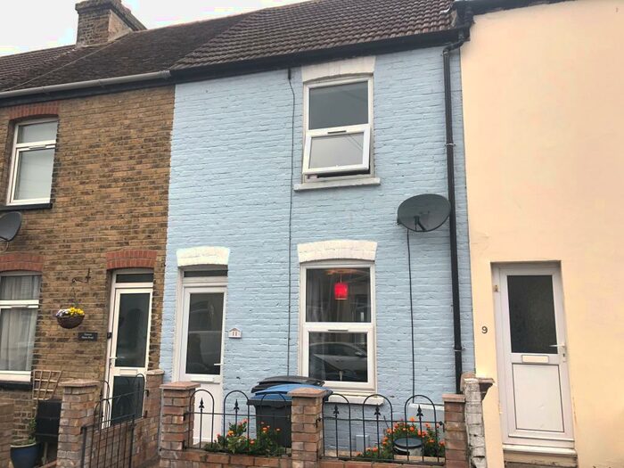 2 Bedroom House To Rent In Manor Road, Maxton, Dover, CT17