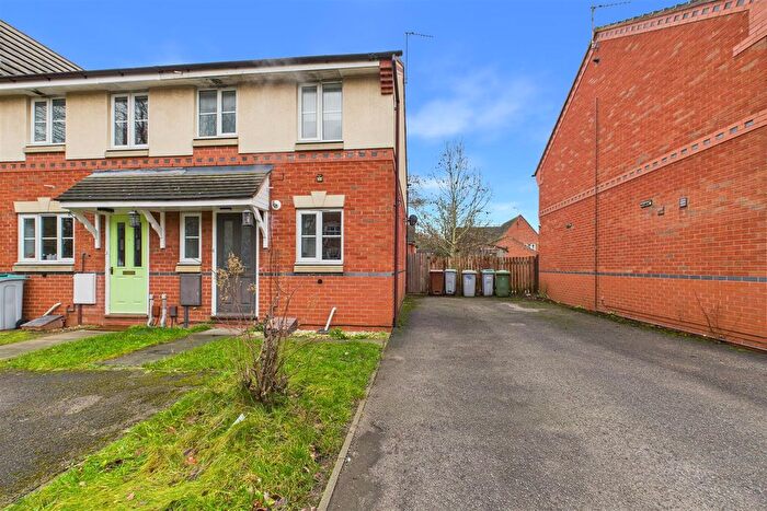 2 Bedroom End Of Terrace House For Sale In Robert Dukeson Avenue, Newark, NG24