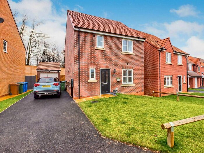 3 Bedroom Detached House For Sale In Edmond Close, Driffield, YO25