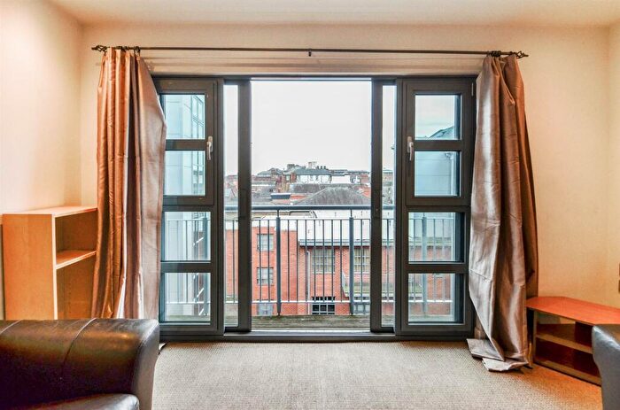 2 Bedroom Apartment To Rent In Castle Exchange, NG1