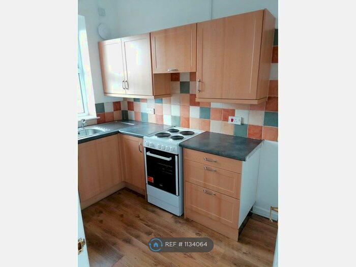1 Bedroom Flat To Rent In Burbury House, Worcester, WR3