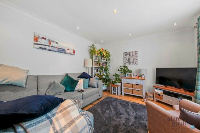 4 Bedroom Terraced House To Rent In Torrington Drive, Potters Bar, EN6