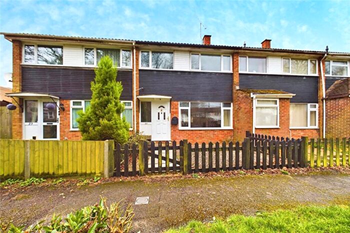 3 Bedroom Terraced House To Rent In Brookside Walk, Tadley, Hampshire, RG26