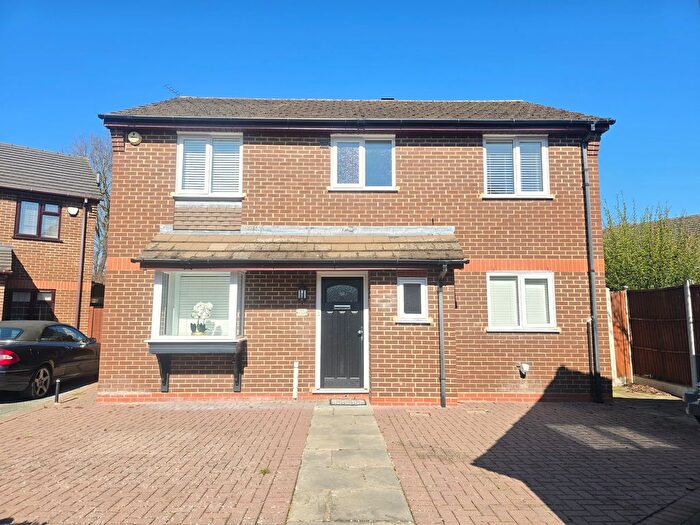 3 Bedroom Property To Rent In Gladbeck Way, Enfield, EN2