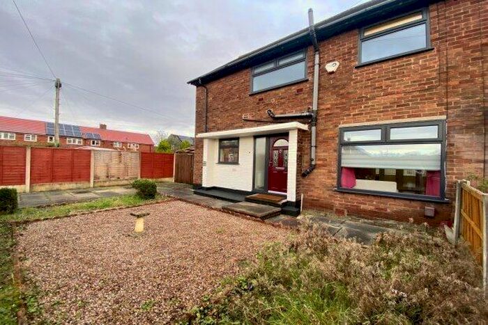 3 Bedroom Property To Rent In Grasmere Road, Altrincham, WA15