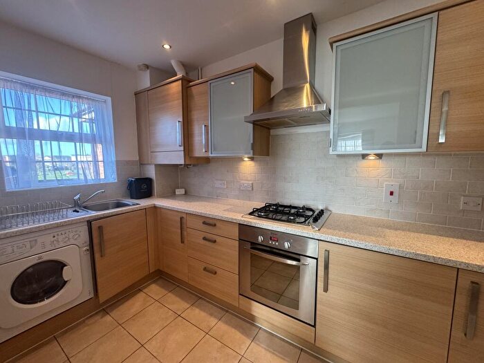 2 Bedroom Flat To Rent In Pluto Way, Aylesbury, HP19