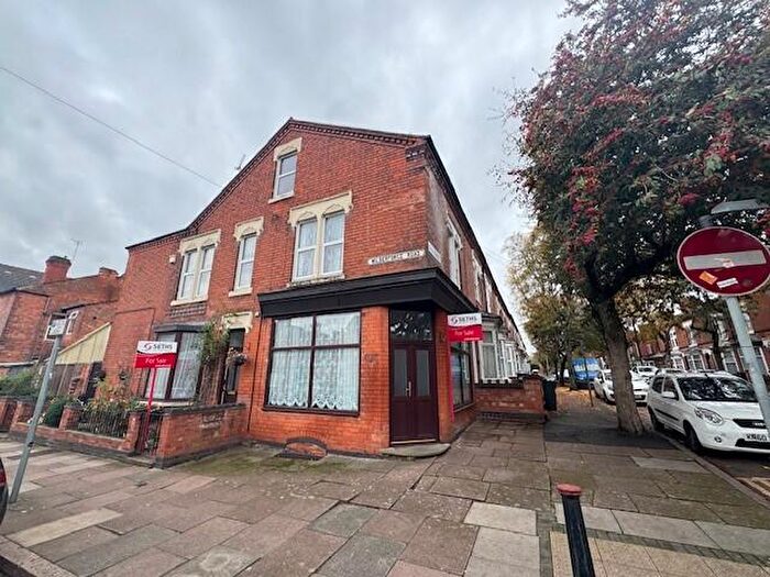 4 Bedroom Terraced Bungalow To Rent In Wilberforce Road, Leicester, LE3