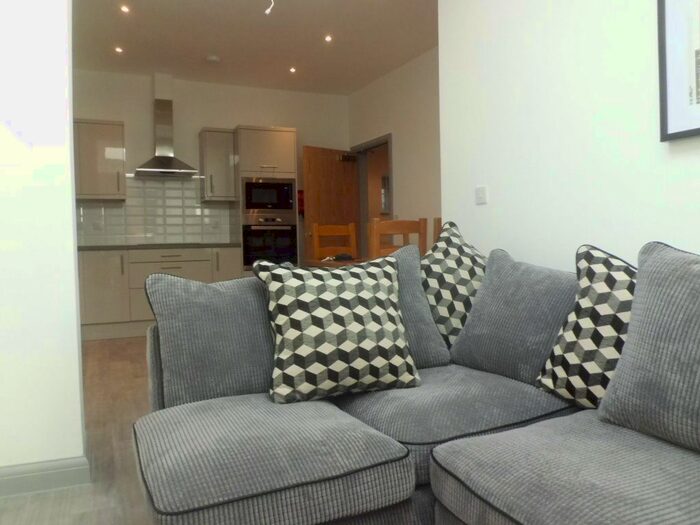 5 Bedroom Property To Rent In Rookery Road, Selly Oak, Birmingham, B29