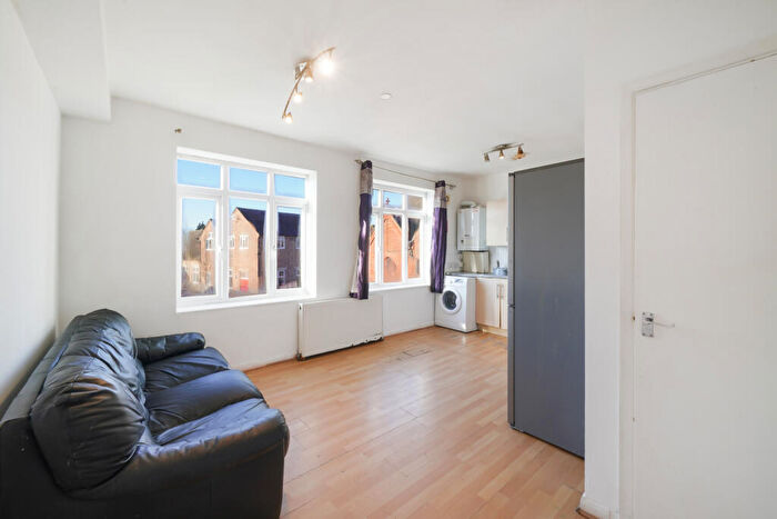2 Bedroom Flat For Sale In Church Parade, High Street, HA3