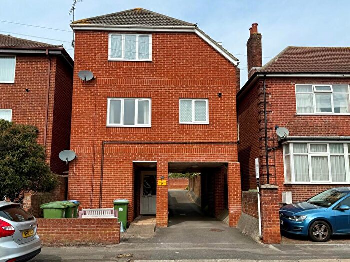 1 Bedroom Flat To Rent In Richmond Road, Southampton, Hampshire, SO15