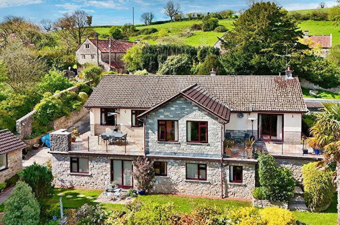 6 Bedroom Detached House For Sale In Ham Lane, Bowlish, Shepton Mallet, BA4