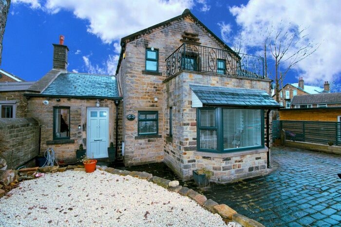 4 Bedroom Detached House To Rent In Sunfield Place, Stanningley, Pudsey, LS28