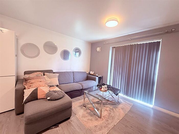 Property To Rent In London Road, Ashford, TW15