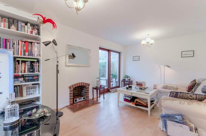 3 Bedroom Detached House To Rent In High Meads Road, Beckton, London, E16