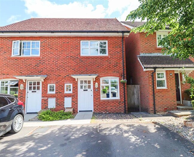 2 Bedroom Semi-Detached House For Sale In Queens Road, North Warnborough, RG29