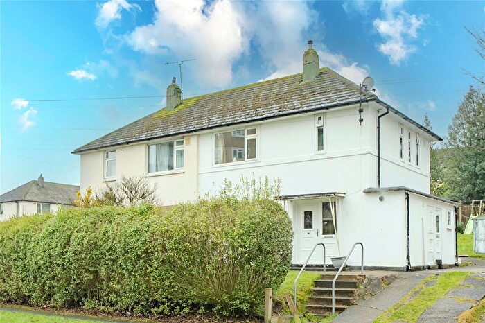 3 Bedroom Semi Detached House For Sale In Scotland Wood Road, Leeds, West Yorkshire, LS17