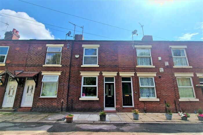 2 Bedroom Terraced House To Rent In Hapton Street, Levenshulme, Manchester, M19