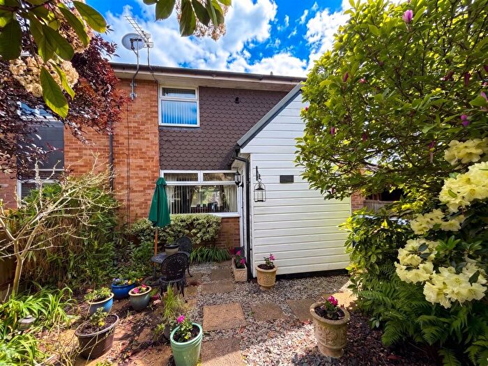 3 Bedroom End Of Terrace House For Sale In Newbury Avenue, Sale, M33