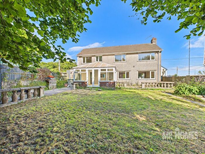 3 Bedroom Detached House For Sale In The Lane, St. Nicholas, Cardiff, CF5