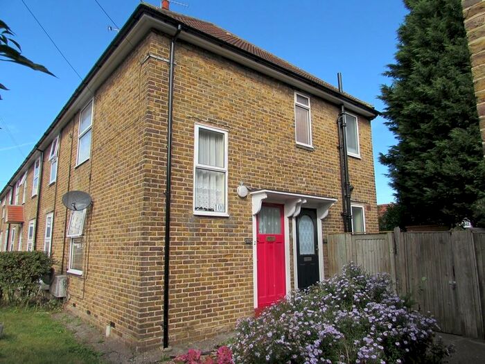 1 Bedroom Maisonette To Rent In Wendling Road, Sutton, Surrey, SM1