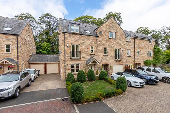 3 Bedroom Semi-Detached House For Sale In Bridge Island, Shotley Bridge, DH8