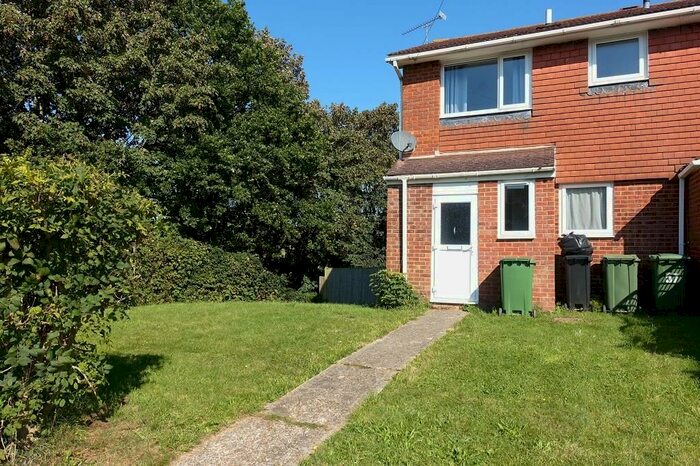 3 Bedroom Property To Rent In Ian Close, Bexhill-On-Sea, TN40