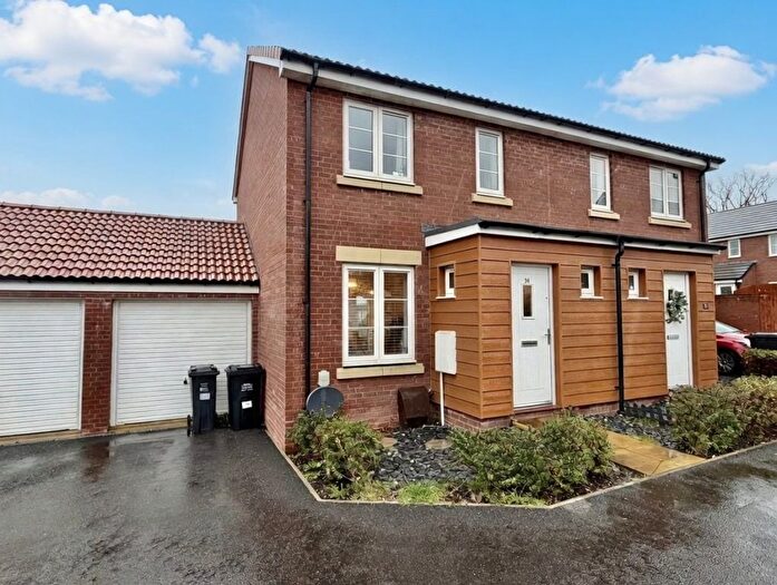 2 Bedroom Semi Detached House For Sale In Kingfisher Drive, Yeovil, Somerset, BA22