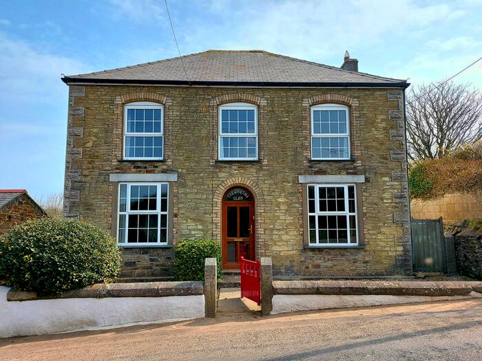 4 Bedroom Detached House To Rent In Trevellas, St. Agnes, TR5