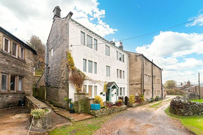 5 Bedroom Semi Detached House For Sale In Yew Tree Lane, Holmbridge, HD9