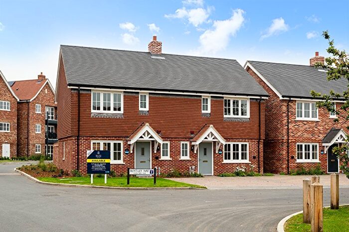 2 Bedroom Semi Detached House For Sale In Little Green Lane, Croxley Green, Rickmansworth, WD3