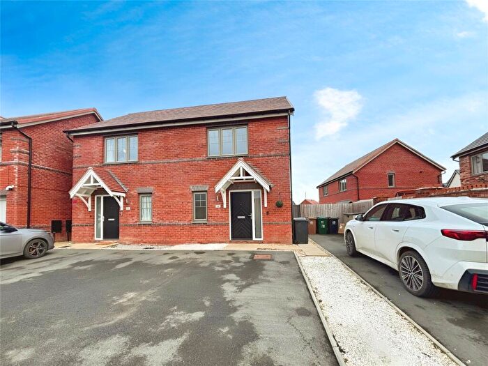 2 Bedroom Semi-Detached House To Rent In Amber Place, Newhall, Swadlincote, Derbyshire, DE11