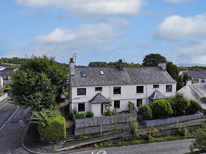 2 Bedroom Flat For Sale In Bridgeton Brae, Almondbank, Perth, PH1