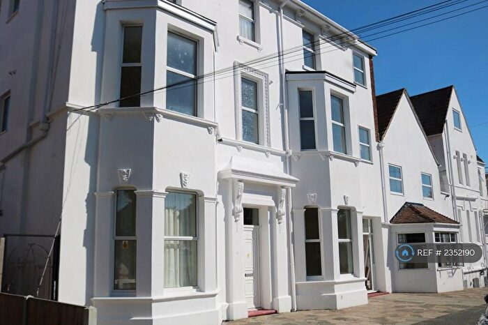 4 Bedroom Flat To Rent In Lennard Road, Folkestone, CT20