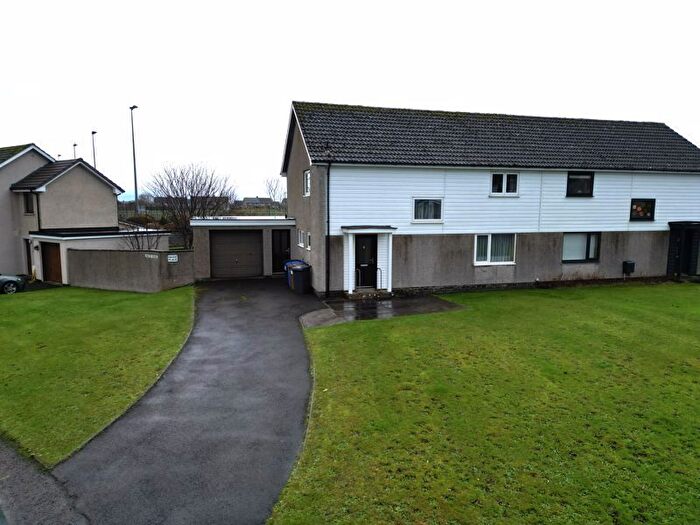 4 Bedroom Semi-Detached House For Sale In Naver Place, Thurso, KW14