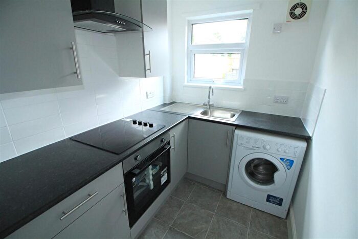 2 Bedroom Terraced House To Rent In Hazel Grove, Hucknall, NG15