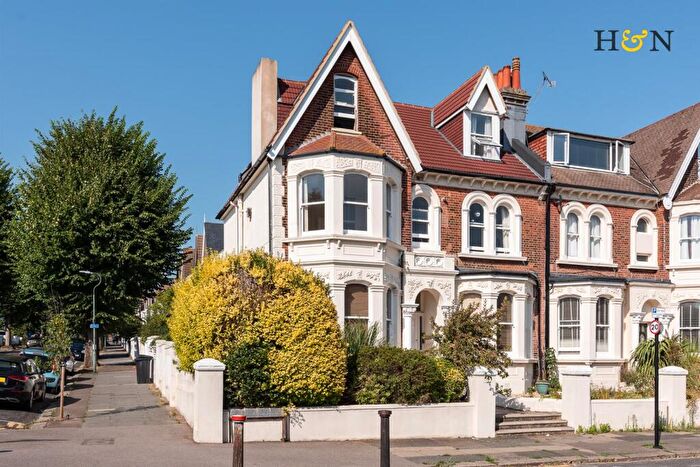 1 Bedroom Flat For Sale In Wilbury Avenue, Hove, BN3