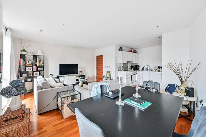 1 Bedroom Flat To Rent In Norman Road, Greenwich, London, SE10