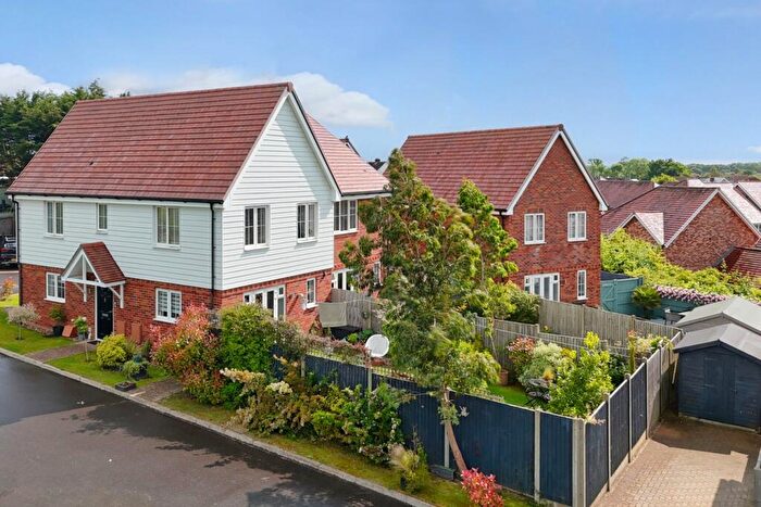 3 Bedroom Semi-Detached House For Sale In Orchard Lane, Hailsham, BN27