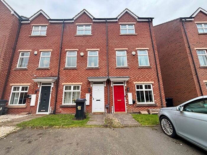 3 Bedroom Terraced House To Rent In Morland Place, Birmingham, B31