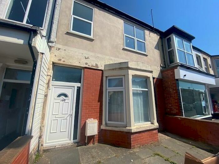 2 Bedroom Apartment To Rent In Lytham Road, Blackpool, FY1