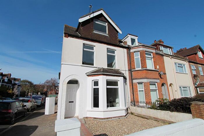 4 Bedroom Town House To Rent In Bournemouth Road, Folkstone, CT19