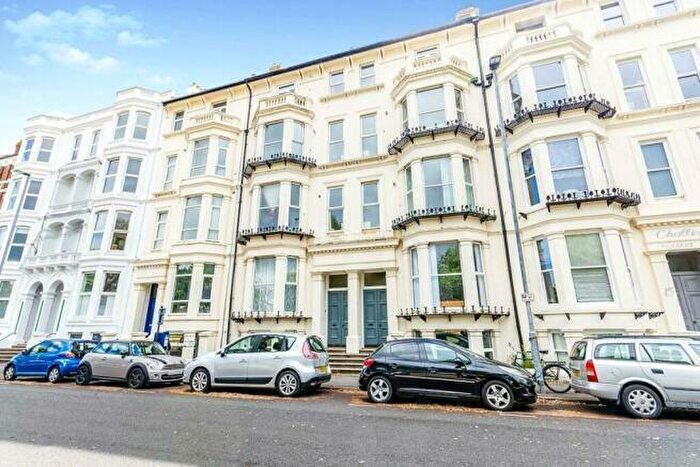 1 Bedroom Flat To Rent In Western Parade, Southsea, Portsmouth, PO5