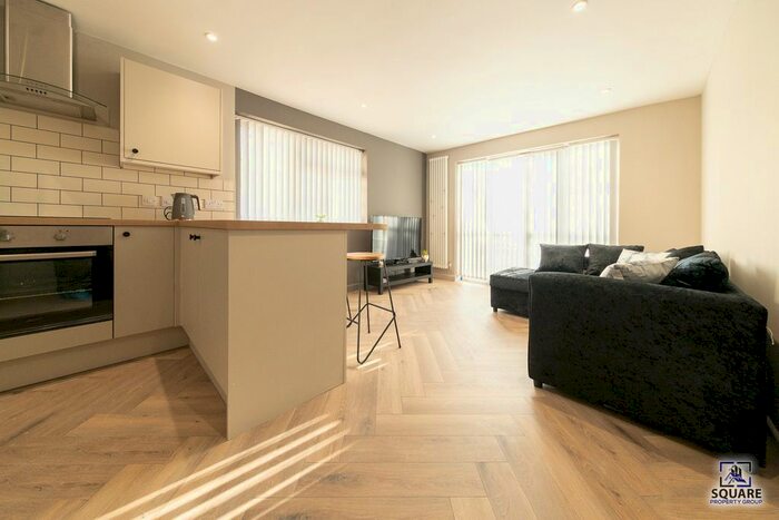 2 Bedroom Flat To Rent In Tamworth, Staffordshire, B79