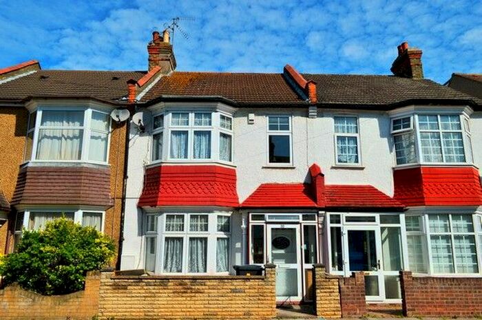 3 Bedroom Terraced House To Rent In Stratford Road, Thornton Heath, Surrey, CR7