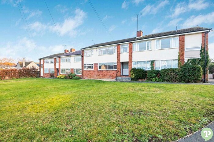 2 Bedroom Flat For Sale In Mulberry Drive, Wheatley, OX33