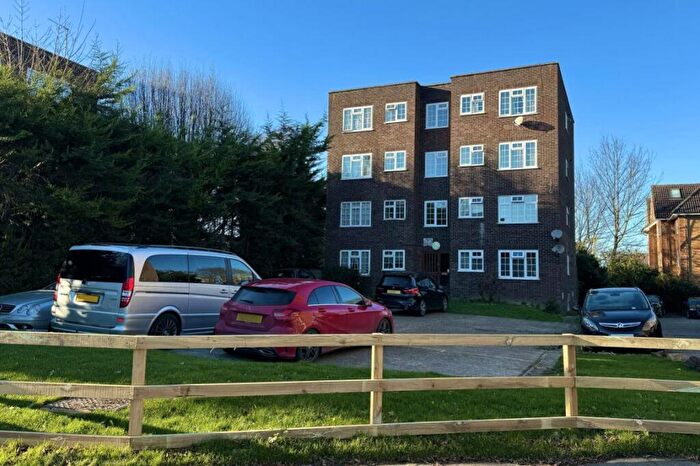 1 Bedroom Flat To Rent In Arborfield Close, Town Centre, SL1