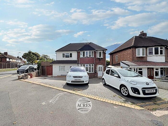 5 Bedroom Detached House For Sale In Rocky Lane, Great Barr, Birmingham, B42